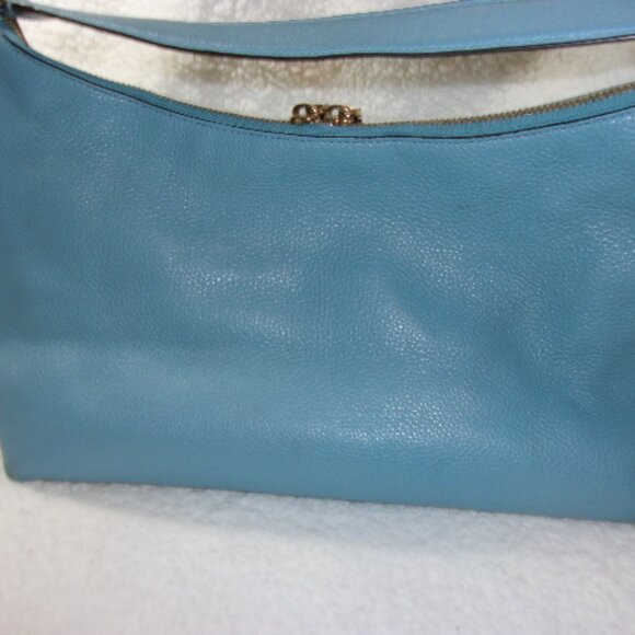 E-134 COACH CELESTE BABY BLUE EAST/WEST CONVERTIBLE HOBO BAG - Picture 11 of 15